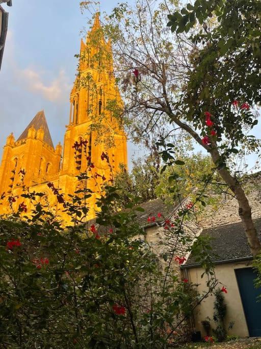 Appartement Sur Le Parvis De La Cathedrale Санлис Экстерьер фото